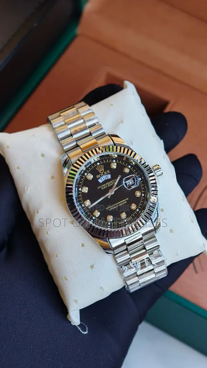 Affordable Rolex Gents Watch. Gold/Silver/Black/Blue.