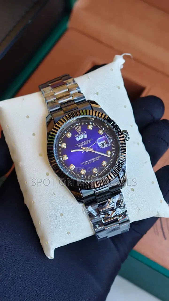 Affordable Rolex Gents Watch. Gold/Silver/Black/Blue.