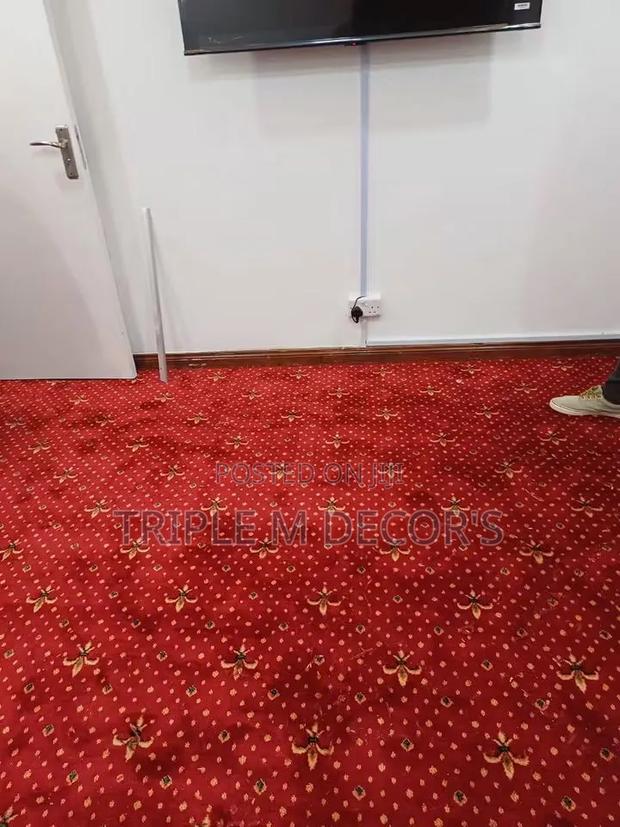 Dotted VIP Carpet - Standard 4-Meter Roll Width - thumbnail 2