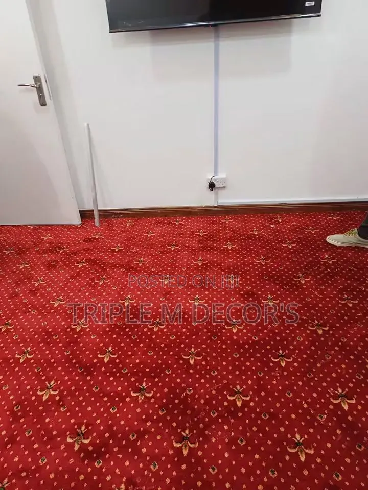 Dotted VIP Carpet - Standard 4-Meter Roll Width