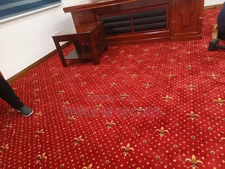 Dotted VIP Wall to Wall Carpet for Executive Offices
