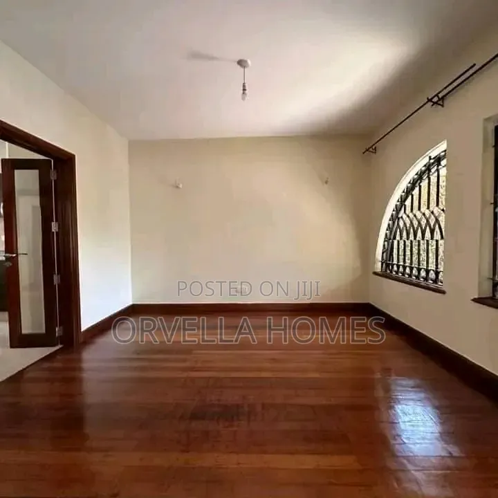 4bdrm Townhouse / Terrace in Lavington, Muthangari for rent