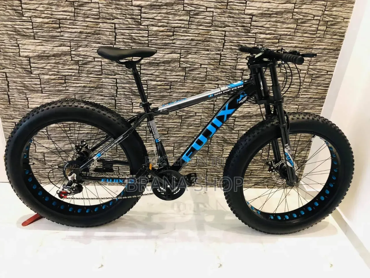 Sporty Blue Fat Tyre Bicycle – Strong Outdoor Mountain Bike 