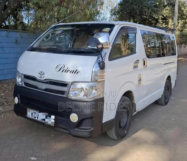 Toyota HiAce 2012 White - thumbnail 3