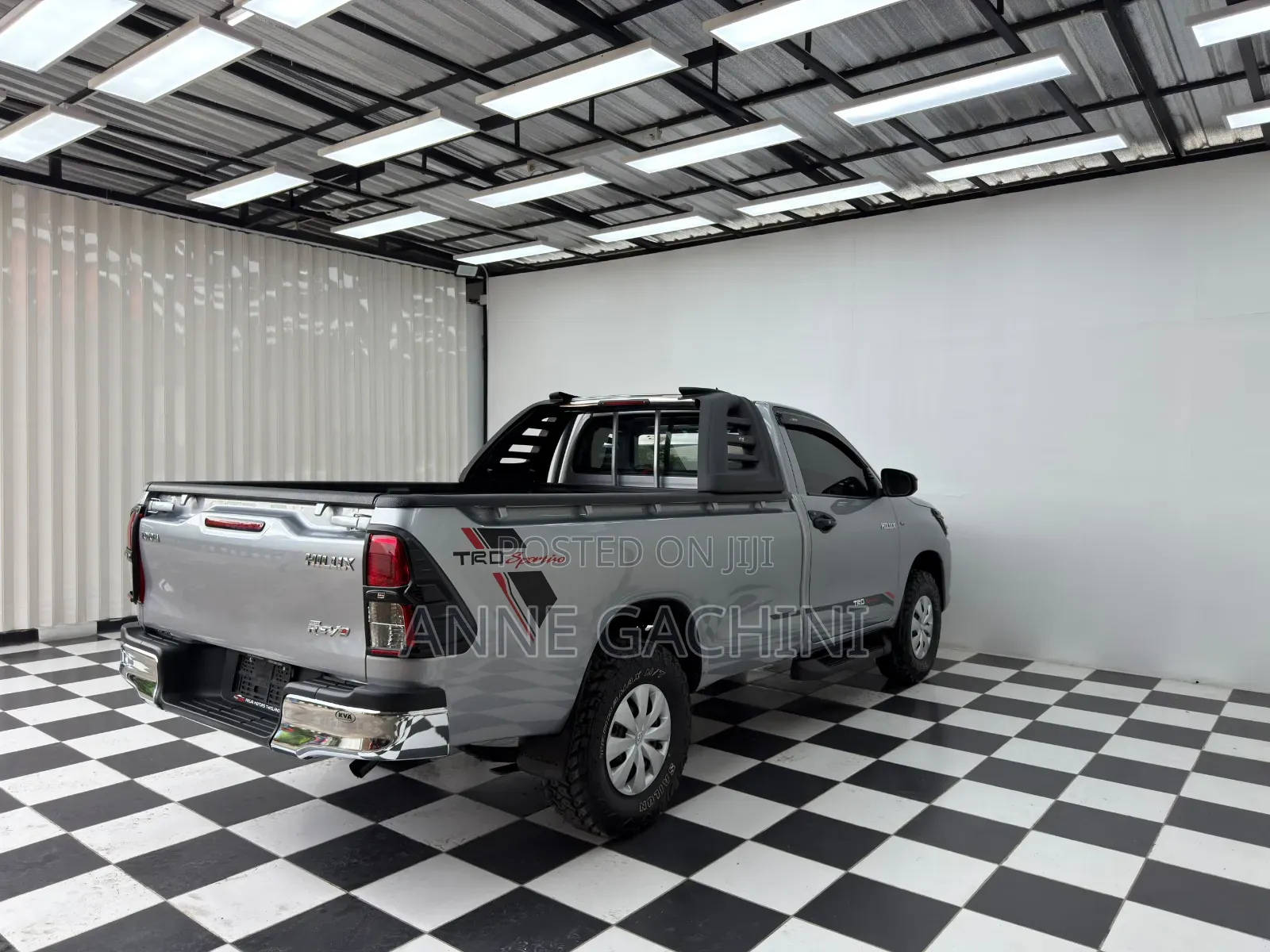 Toyota Hilux 2019 Silver