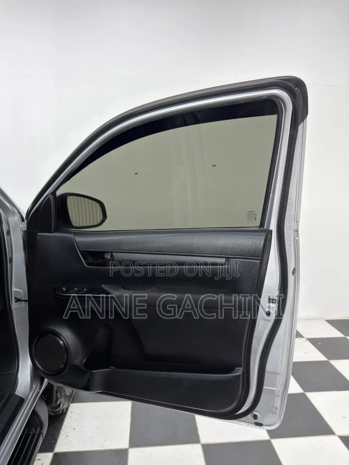 Toyota Hilux 2019 Silver