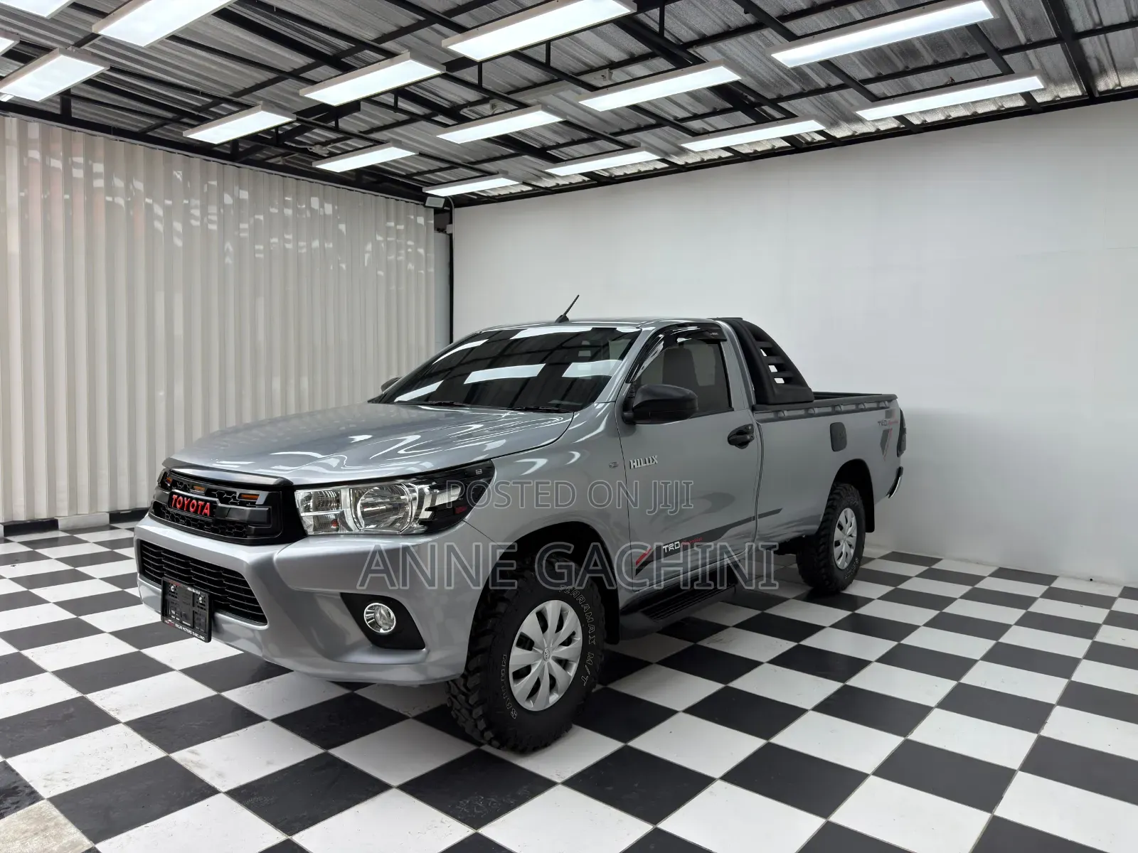 Toyota Hilux 2019 Silver