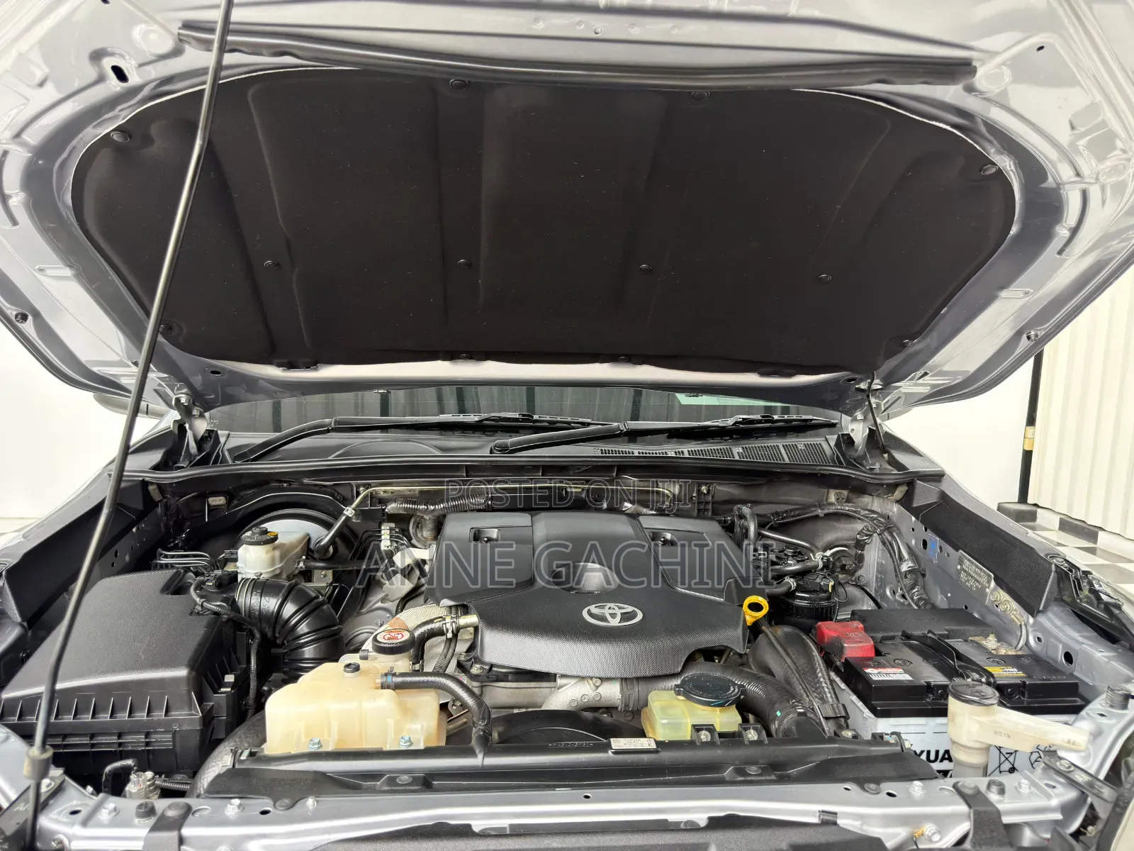 Toyota Hilux 2019 Silver