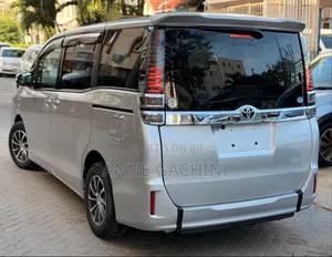 Toyota Voxy V 2WD 8-Seater 2019 Silver