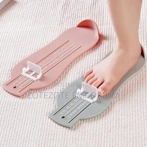 Kids Foot Measure - thumbnail 2