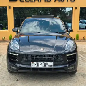 Porsche Macan GTS 2018 Black