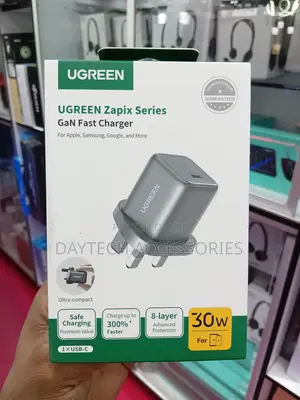 Ugreen 30W USB-C GaN Fast Charger UK Plug X513 Power Adapter.