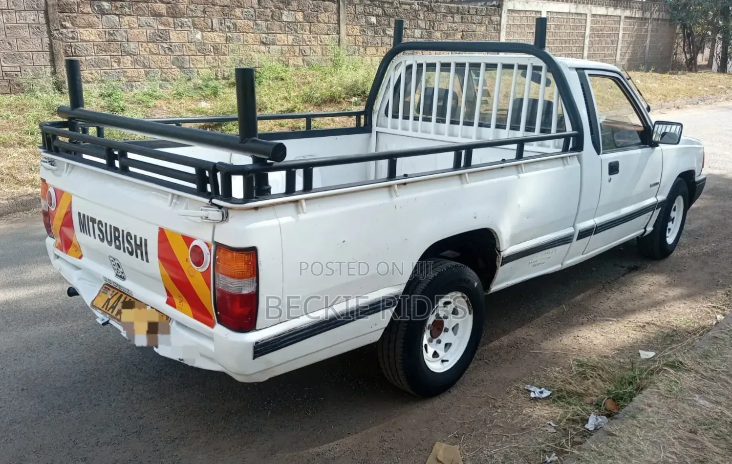 Mitsubishi L200 1998 White