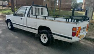 Mitsubishi L200 1998 White