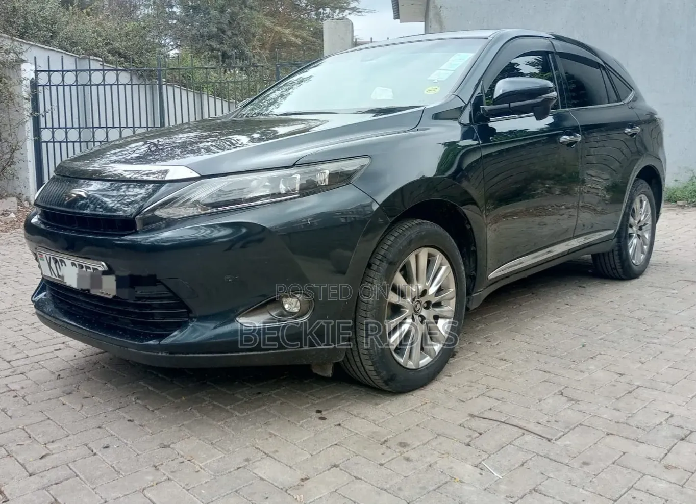 Toyota Harrier 2015 Matt Black