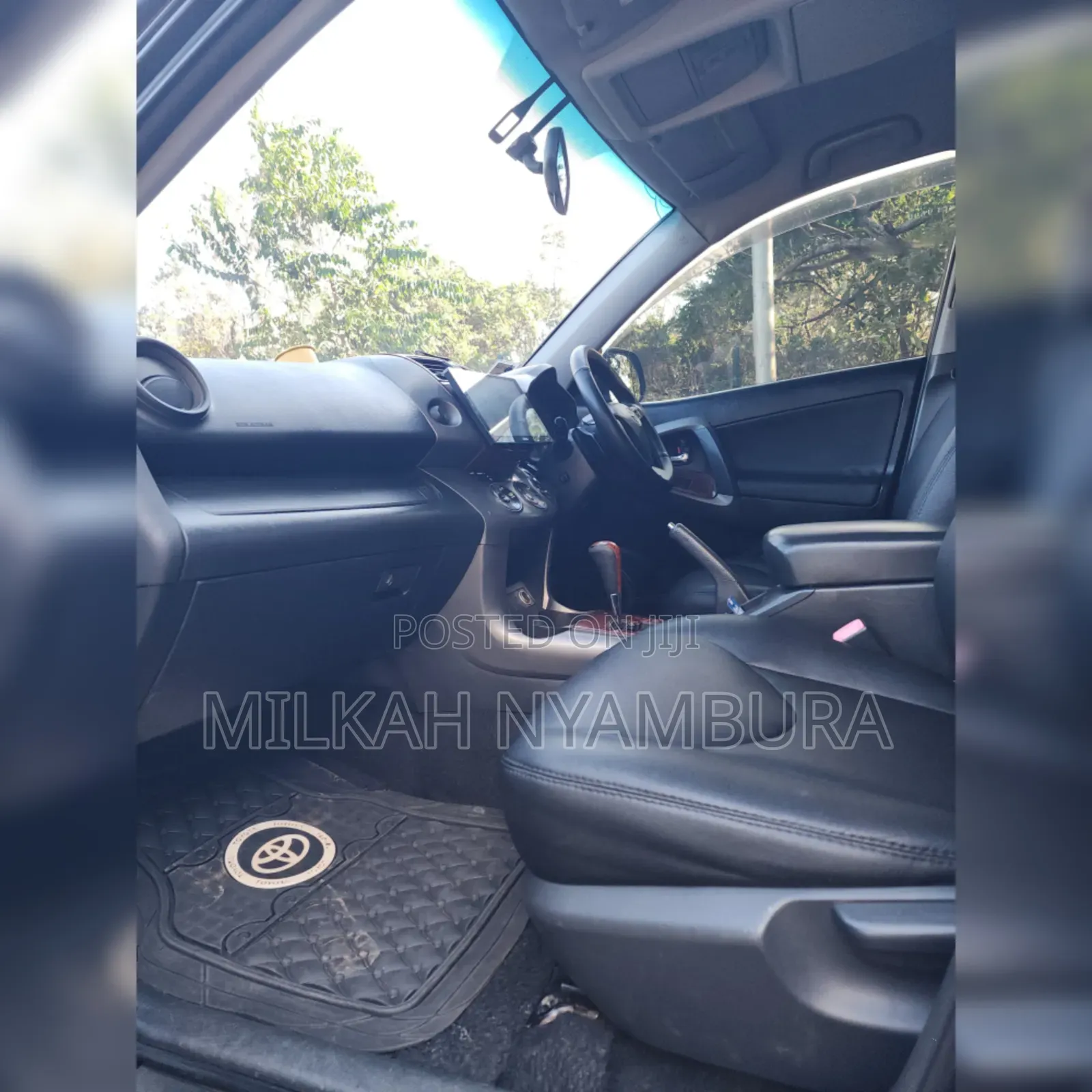 Toyota Vanguard 2012 Black