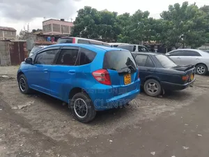 Honda Fit Automatic 2010 Blue