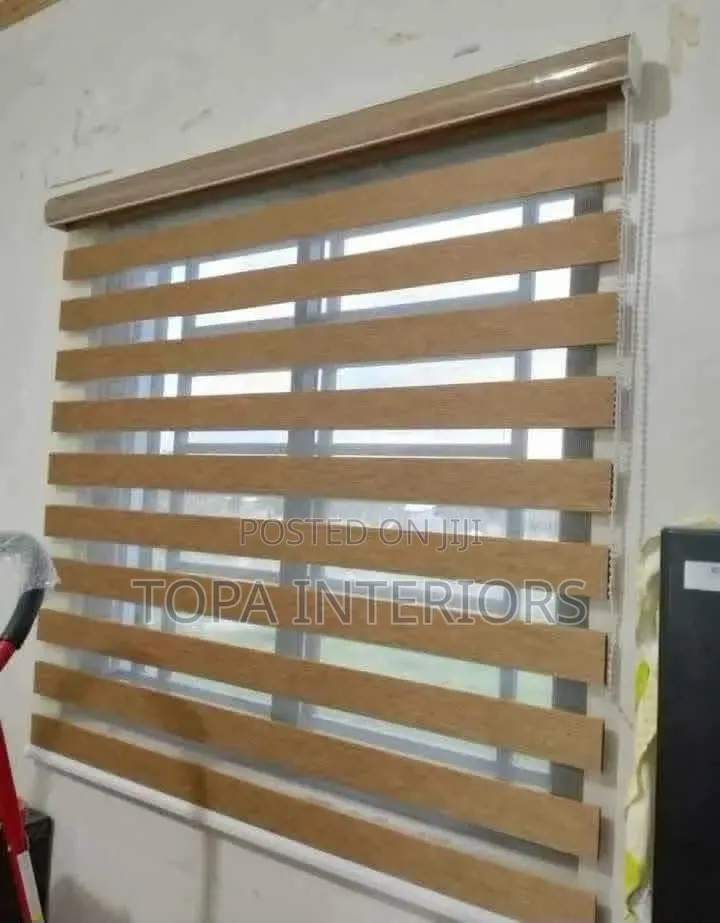Home and Office Decor Horizontal Roller Blinds