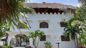Furnished 8bdrm Villa in Beach Estate, Watamu for sale