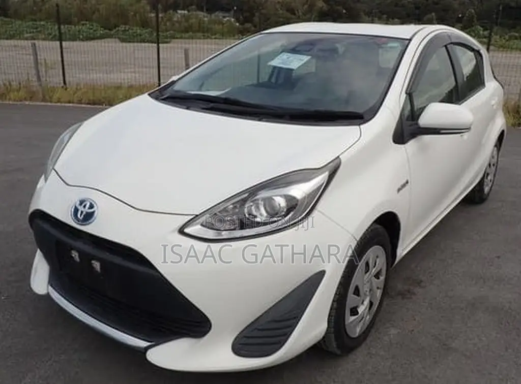 Toyota Aqua 2019 White