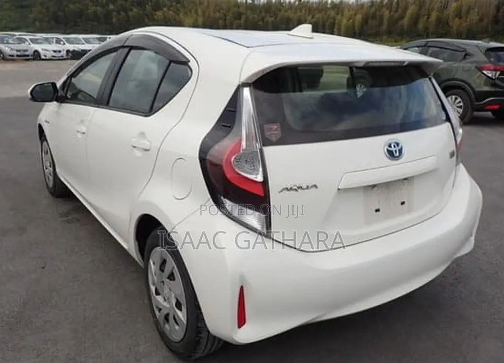 Toyota Aqua 2019 White