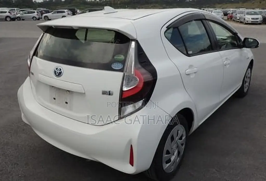 Toyota Aqua 2019 White