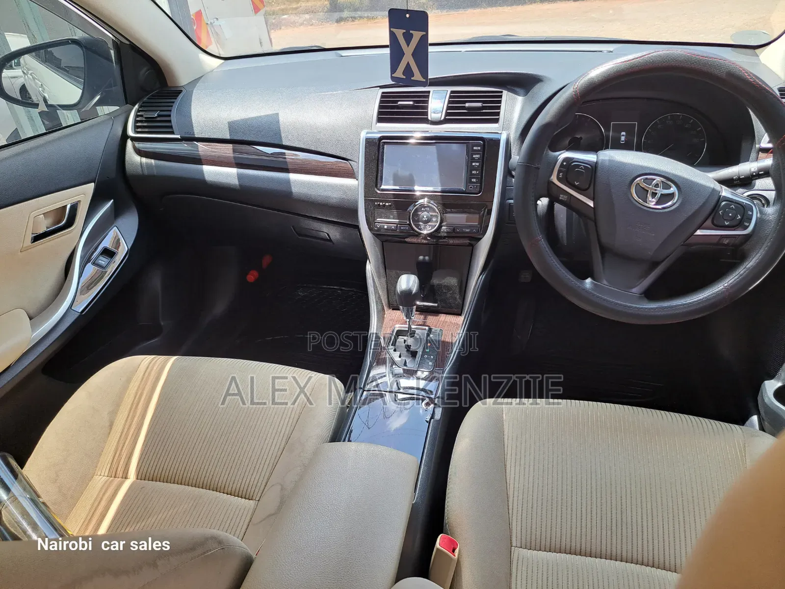 Toyota Premio 2018 White