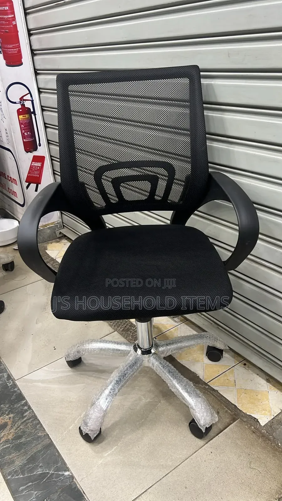 Adjustable Secretarial Office Chair