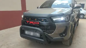 Upgrade Toyota Hilux Nudge Bar - Strong Bumper Protection!