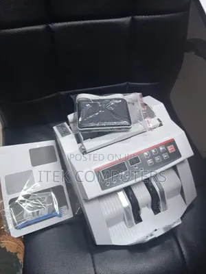 Portable Currency Counter With UV Detection and Add Function for Shops