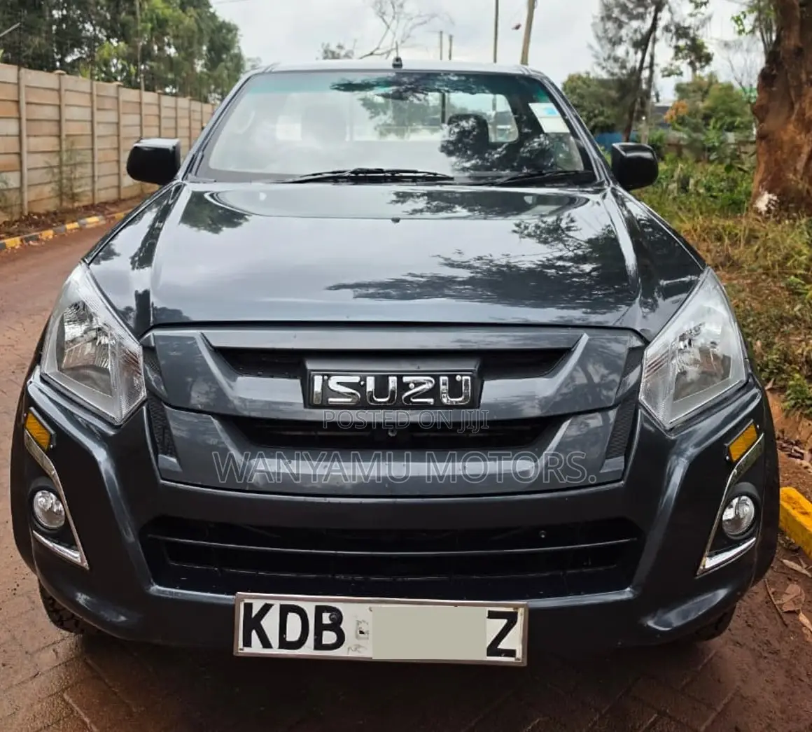 Isuzu D-MAX 2021 Gray
