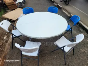 Round Foldable Table