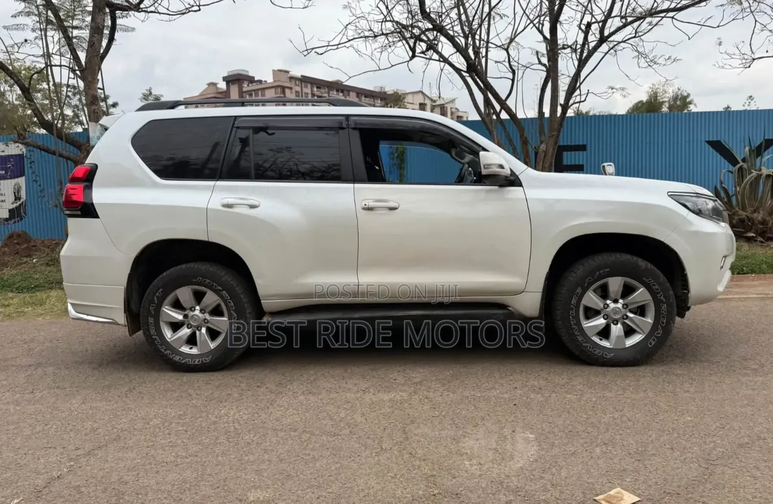 Toyota Land Cruiser Prado 2.7 2018 Off white
