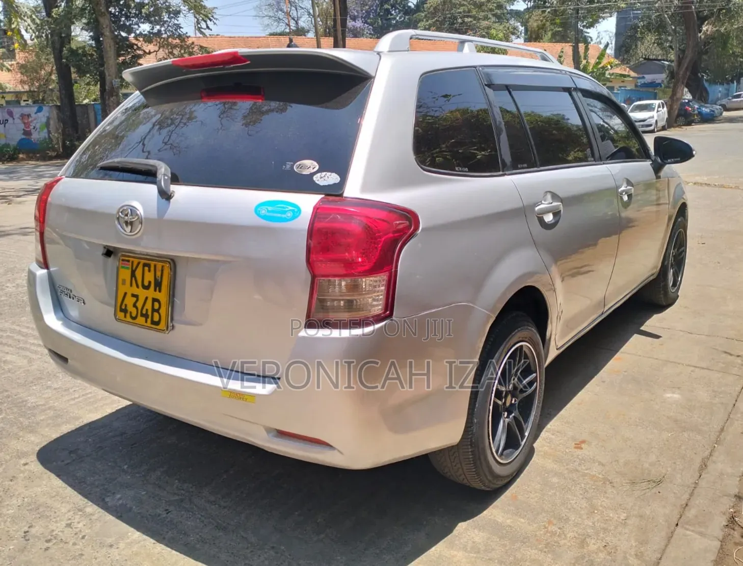 Toyota Corolla Fielder 2013 Silver