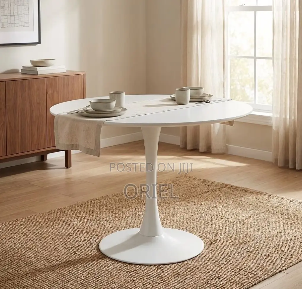 Home Office Table : White Round Tulip Table
