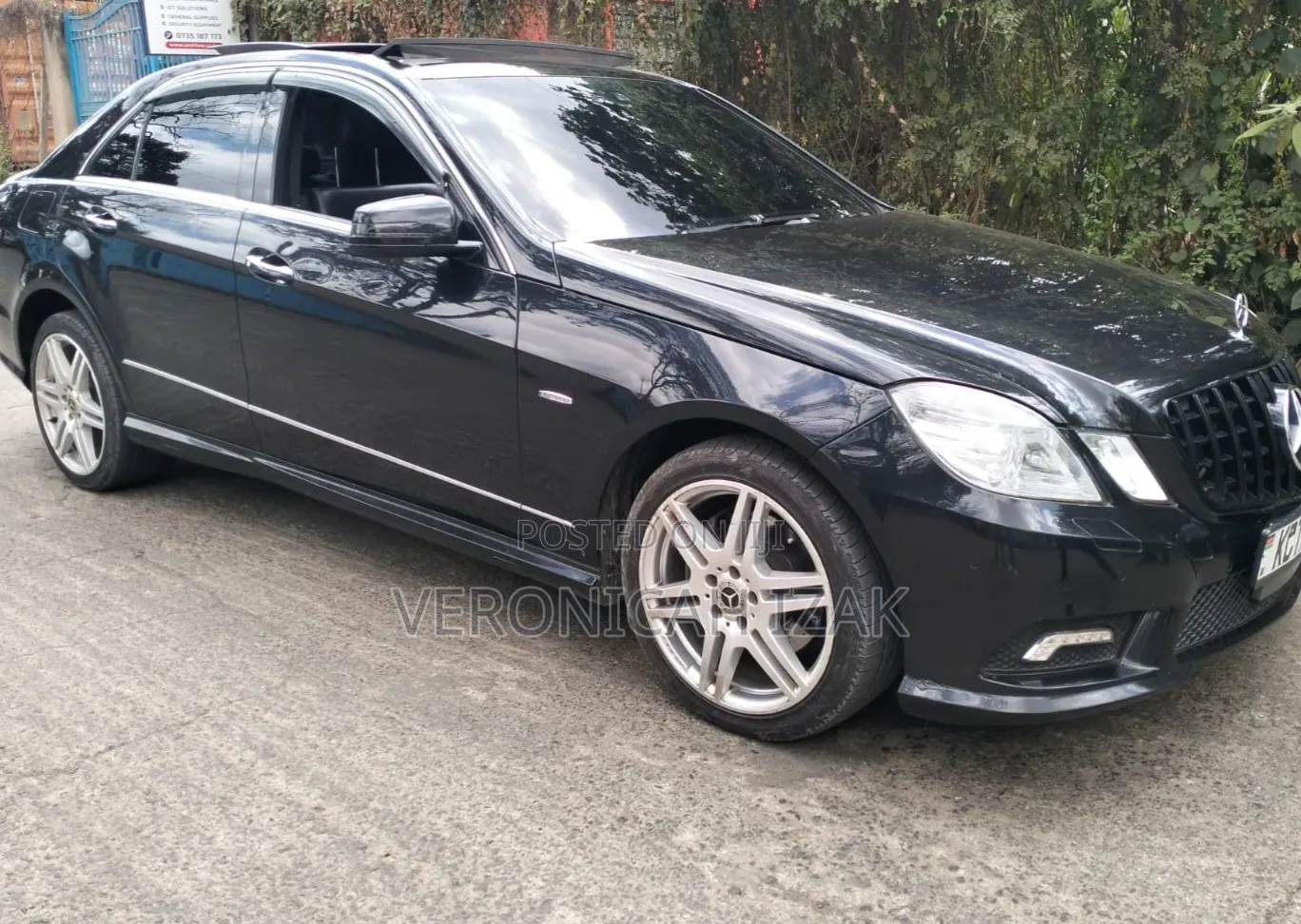 Mercedes-Benz E250 2011 Black