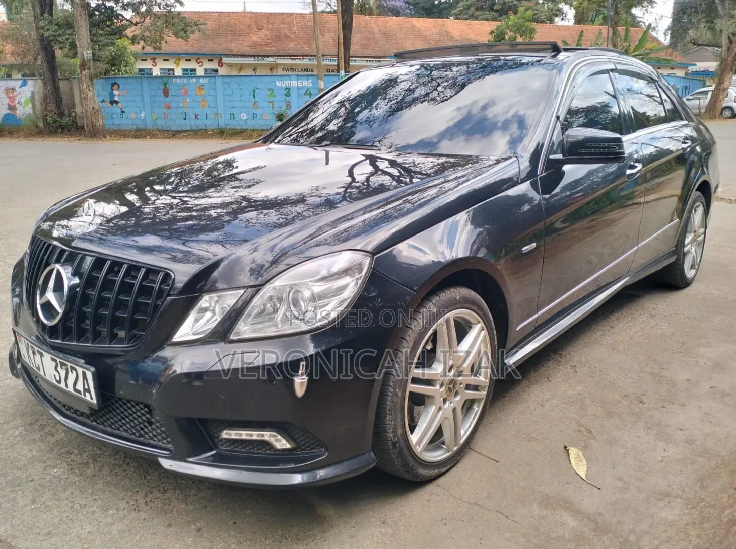 Mercedes-Benz E250 2011 Black