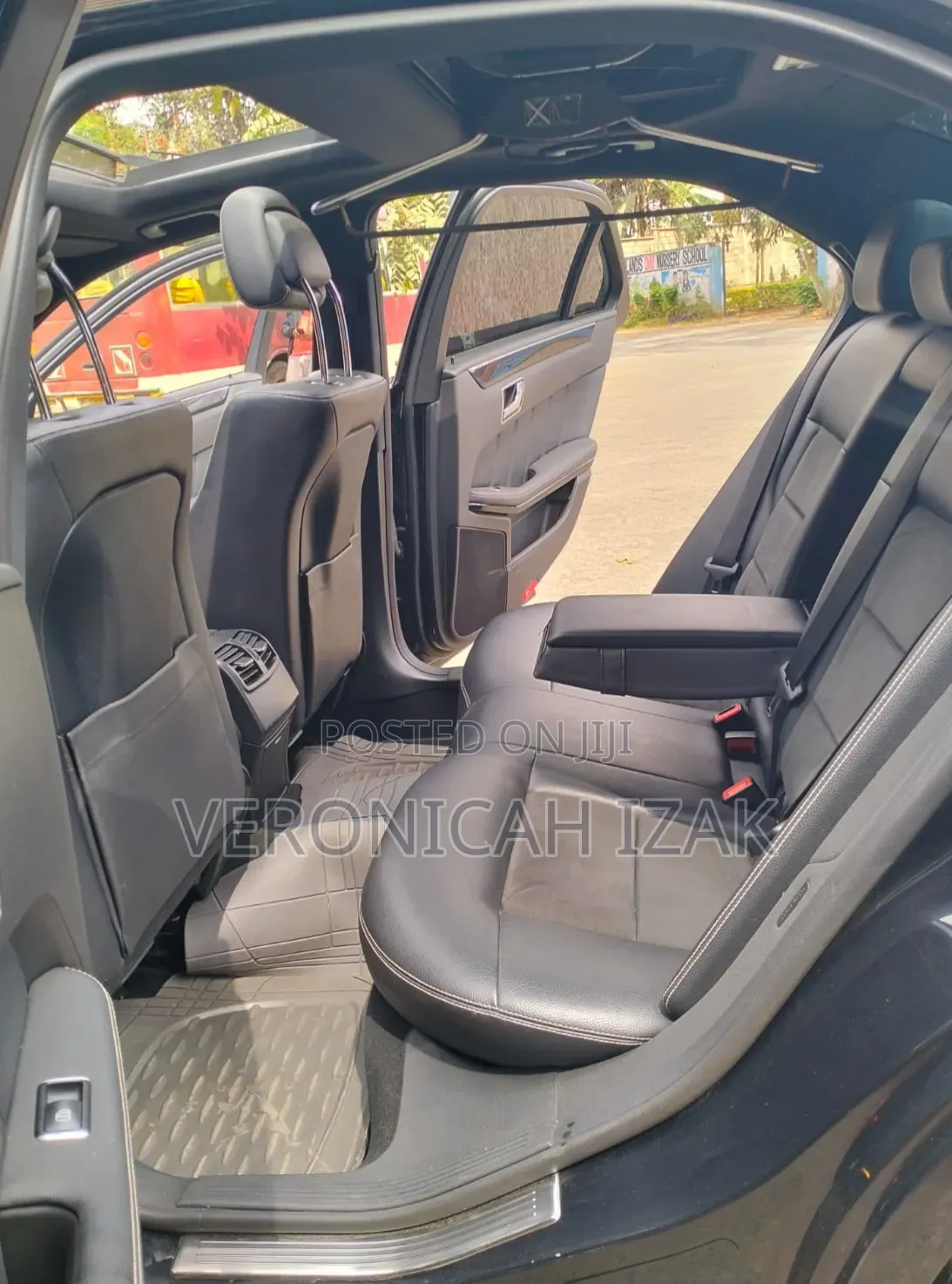 Mercedes-Benz E250 2011 Black