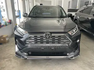 Toyota RAV4 XLE Premium FWD 2020 Gray