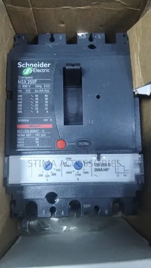 250A McCb Schneider