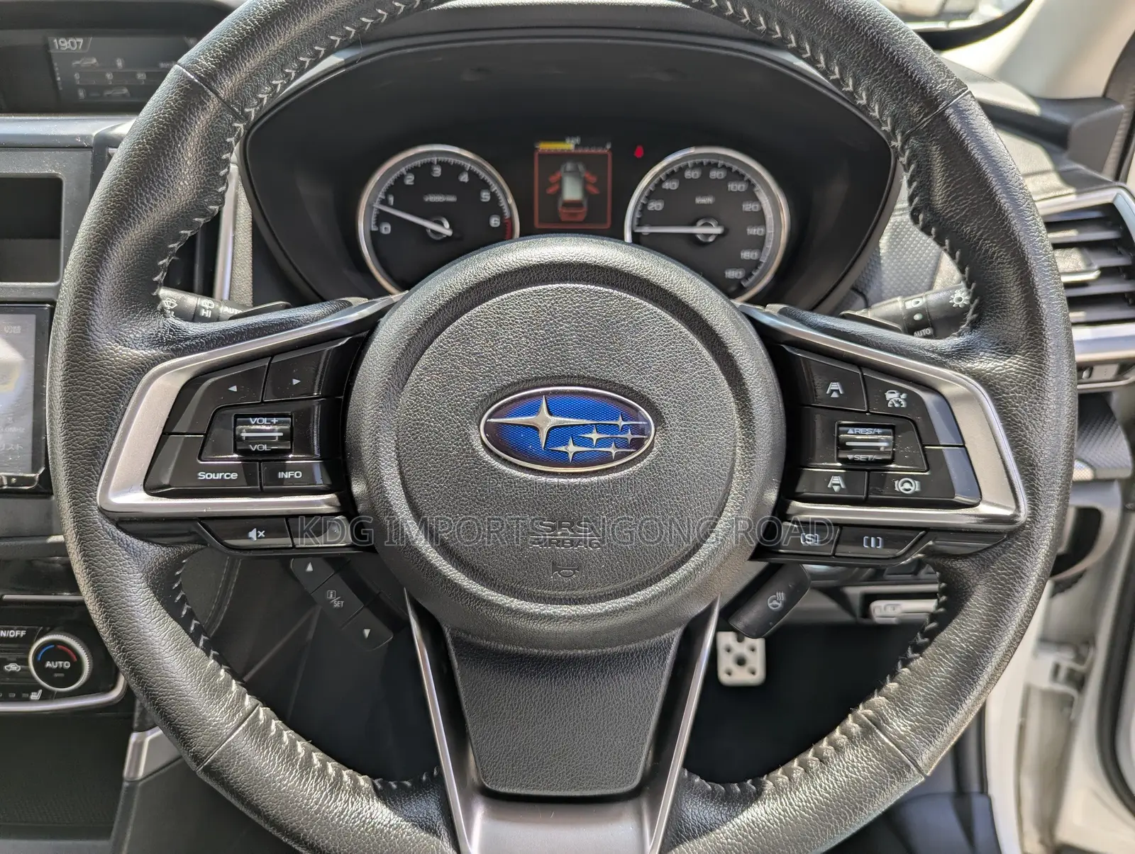 Subaru Forester 2019 Pearl