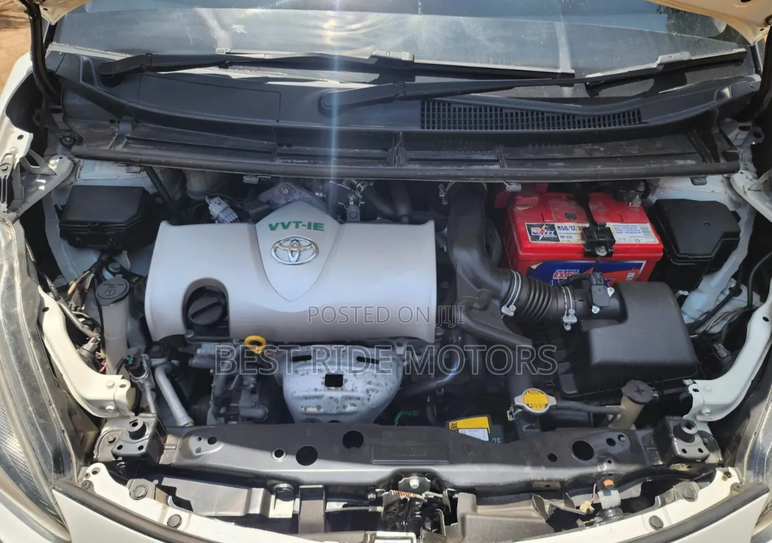 Toyota Sienta 1.5 FWD (6-seater) 2016 White