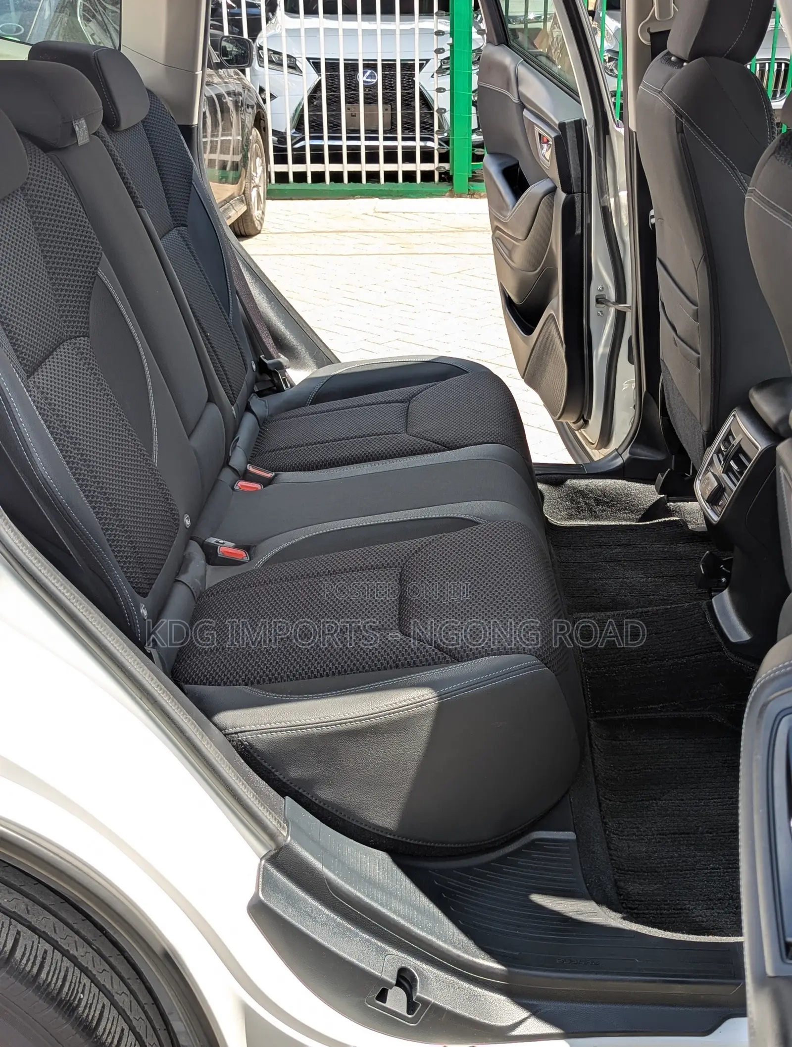 Subaru Forester 2019 Pearl
