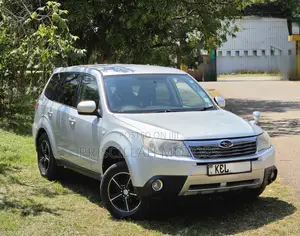 Subaru Forester 2011 Silver
