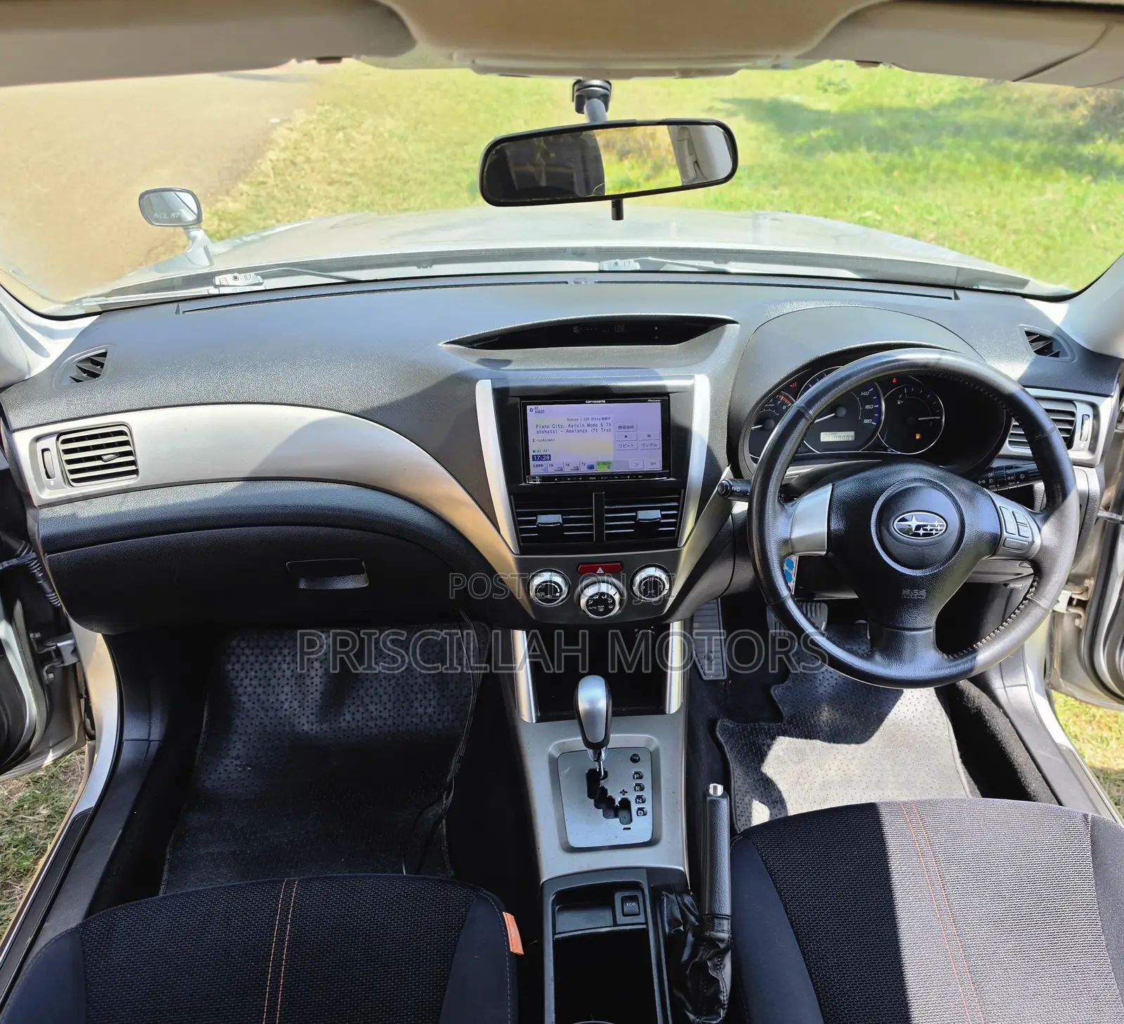 Subaru Forester 2011 Silver