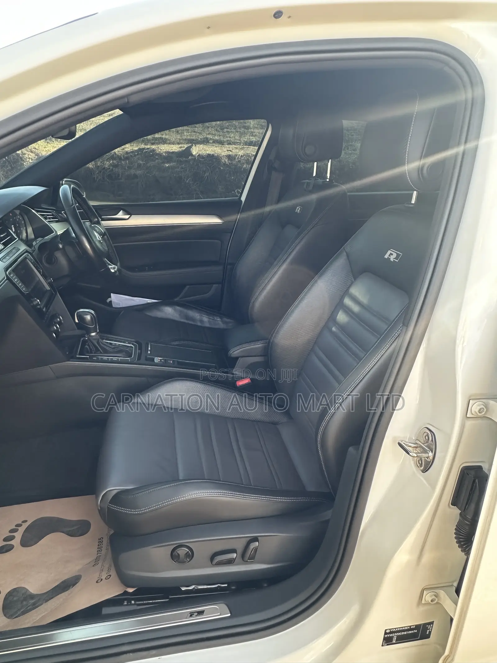 Volkswagen Passat 1.8T R-Line 4dr Sedan (1.8L 4cyl) 2017 Pearl