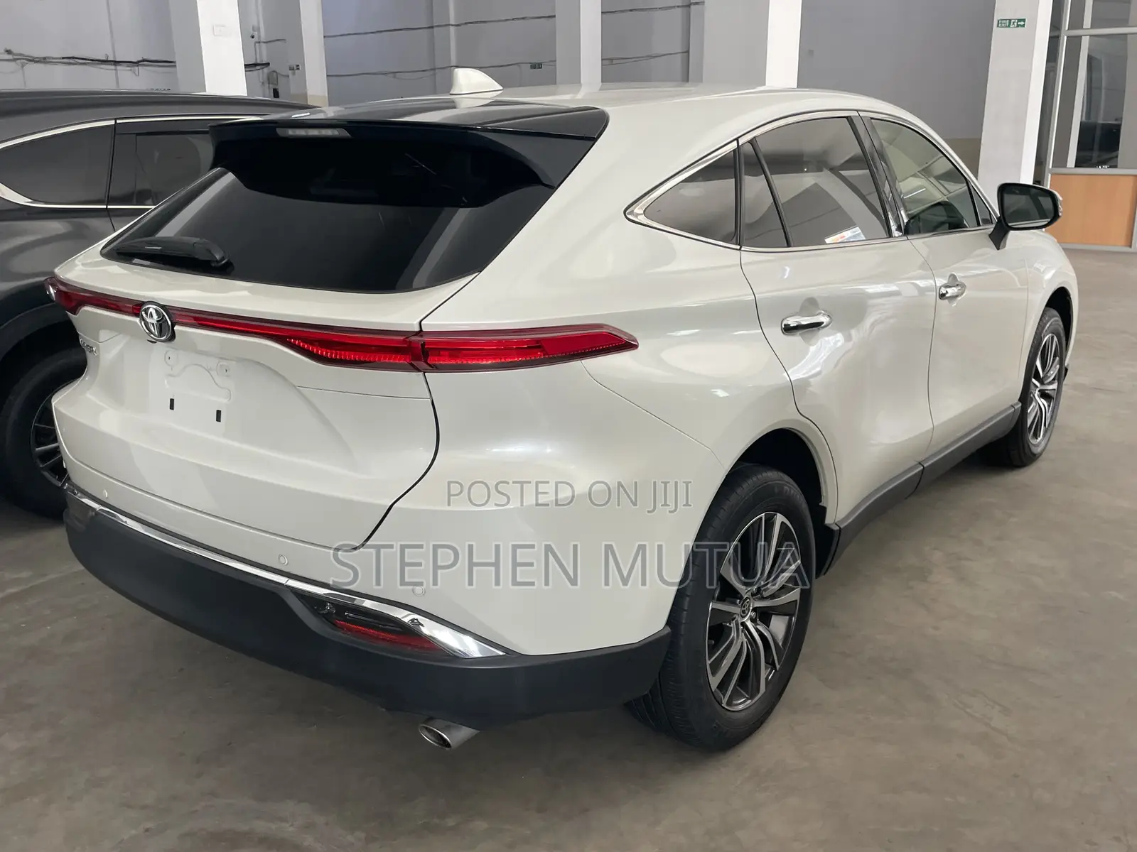 Toyota Harrier 2.0 2020 White
