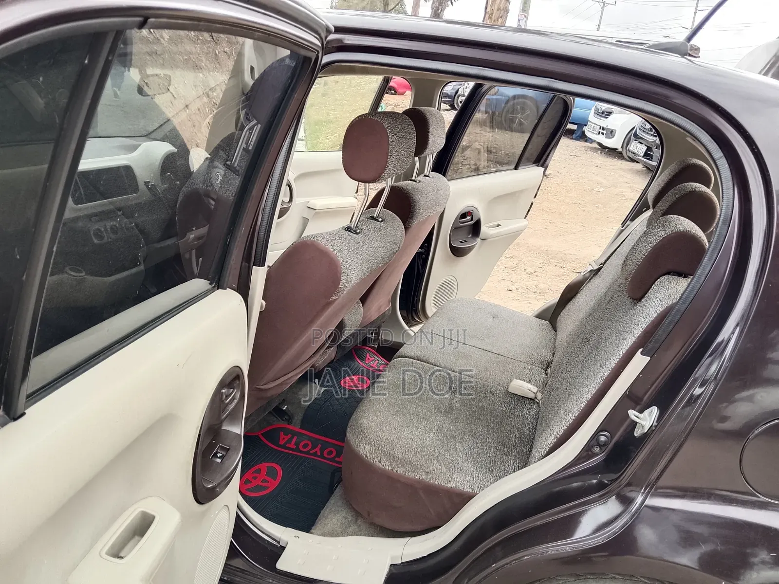 Toyota Passo 2012 Brown