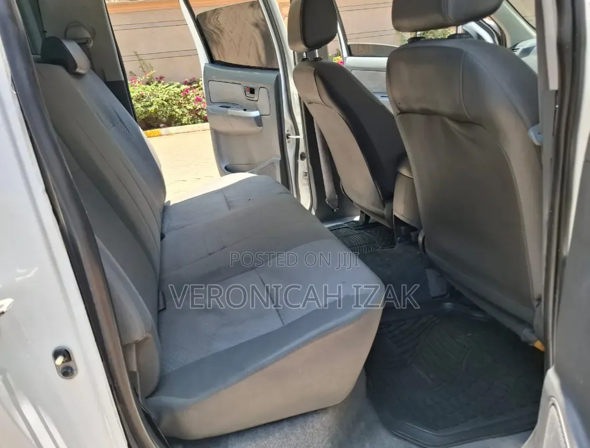 Toyota Hilux 2014