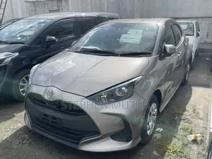 Toyota Yaris 2020 Gray